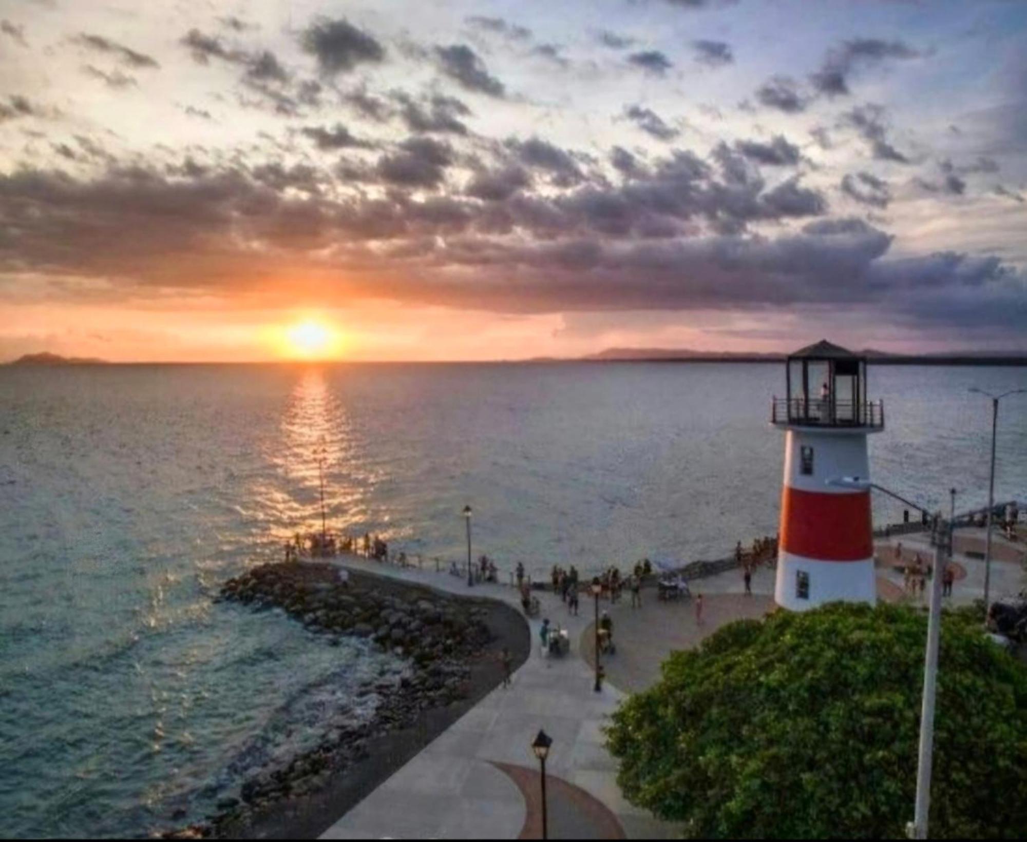 Hostel Del Pacifico Puntarenas Kültér fotó